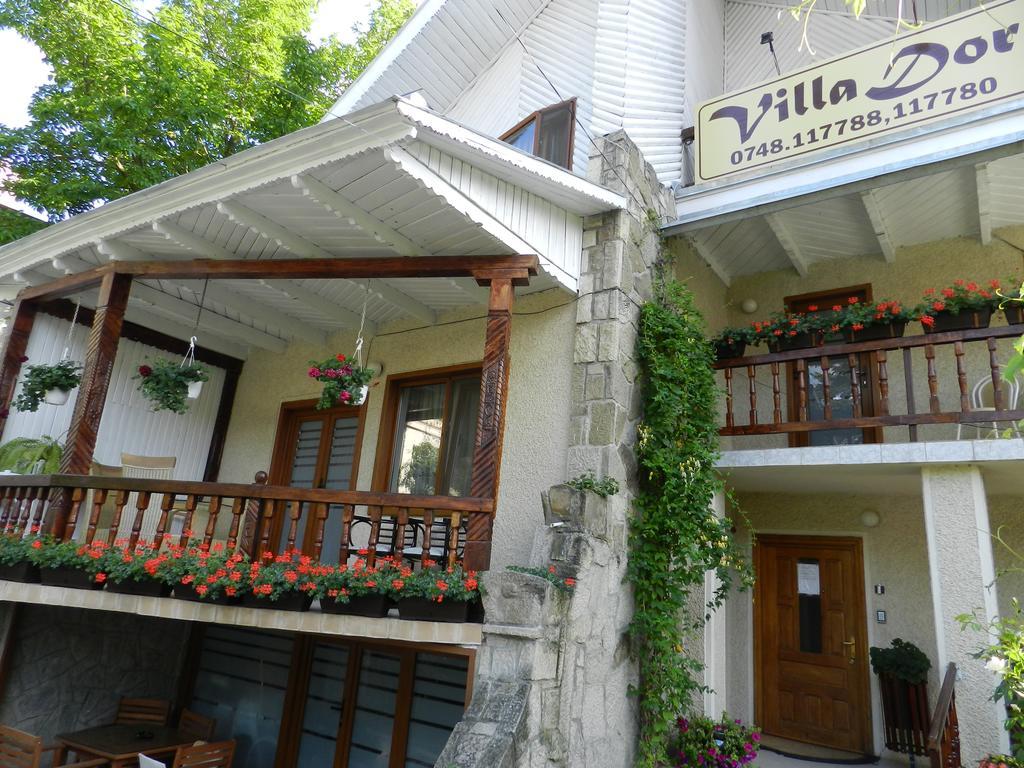 Vila Villador Piatra Neamţ Стая снимка