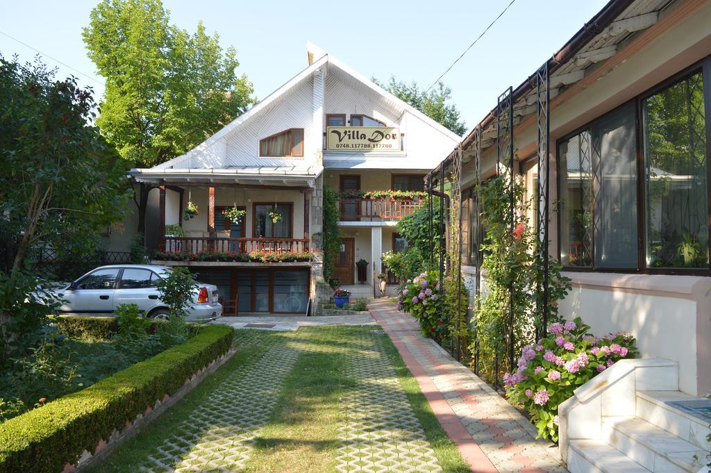 Vila Villador Piatra Neamţ Екстериор снимка